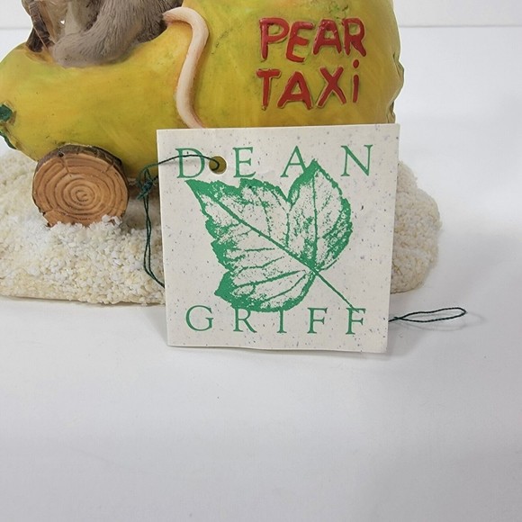 Silvestri Charming Tails Dean Griff Pear Taxi Figurine #87565 - Picture 6 of 9